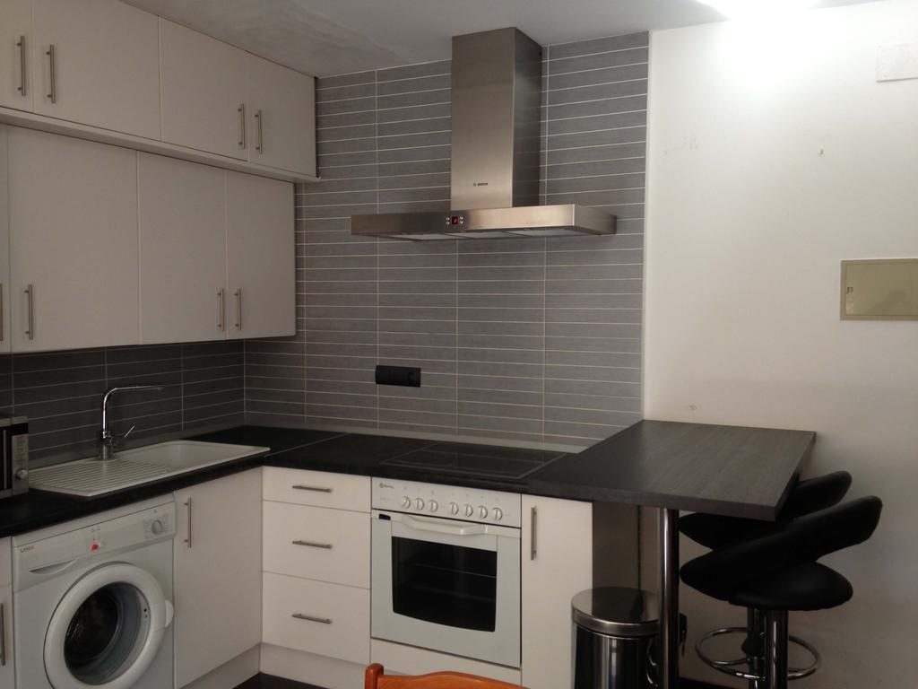 Apartamentos Benicassim Bilik gambar